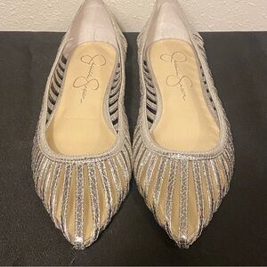 Jessica Simpson Crinah silver flats size 8.5